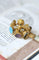 Accessoire Roue de cachet intailles, manche en nacre 58 Facettes