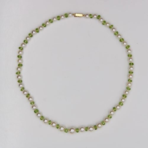 Collier Collier de perles de culture et de perles de péridot 58 Facettes 23-334