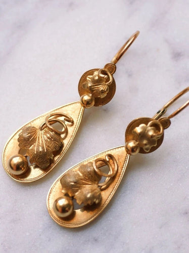 Boucles d'oreilles Boucles d'oreilles anciennes dormeuses "feuille de vigne" en or 58 Facettes