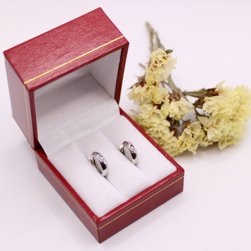 Boucles d'oreilles Créoles petites en or blanc 18k et diamants 58 Facettes