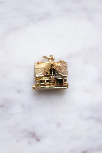 Pendentif Pendentif charm vintage maison en or 58 Facettes