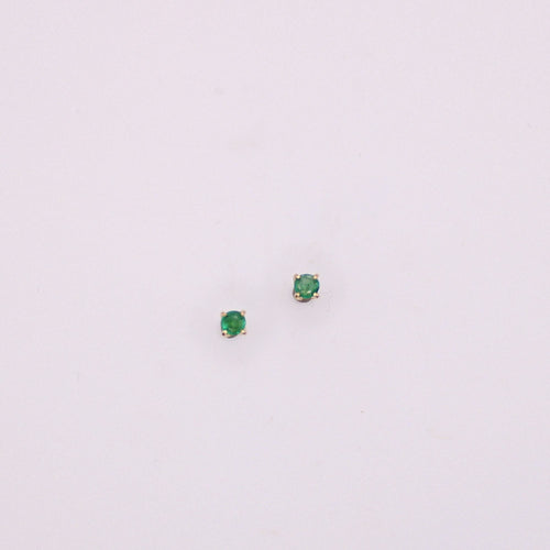 Boucles d'oreilles Boucle d’oreille clous en or jaune, émeraude 58 Facettes