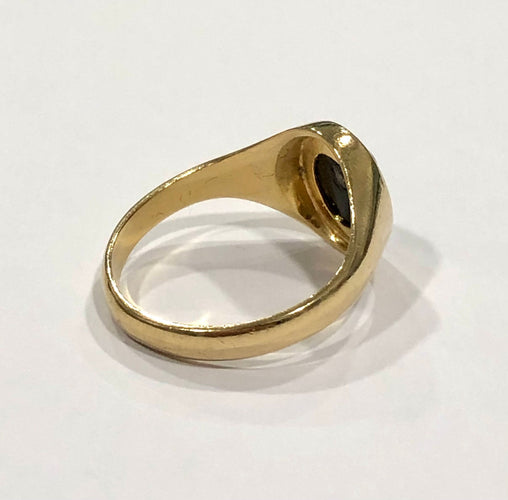 Bague 57.5 Chevalière or jaune onyx et diamant 58 Facettes