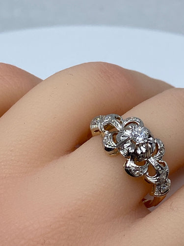 Bague Bague jonc rubanné diamants 58 Facettes