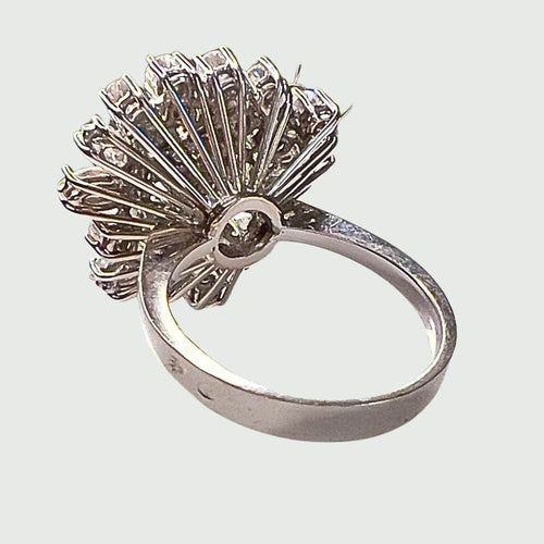 Bague 54 Bague rosace rétro en or blanc et diamants 58 Facettes Q977A