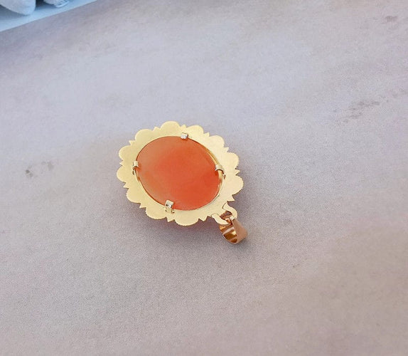 Pendentif Pendentif Camée coquille Or Jaune 58 Facettes AB 1055