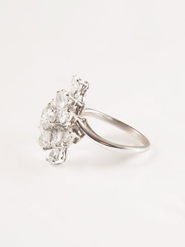 Bague 54 Bague en or blanc et diamants 58 Facettes
