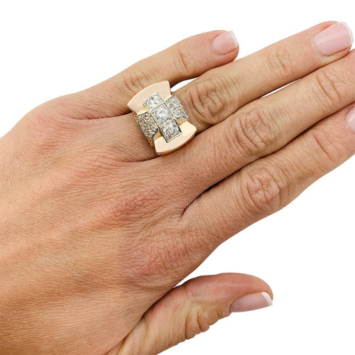 Bague 55 Bague "Tank" or rose, platine et diamants. 58 Facettes 31204