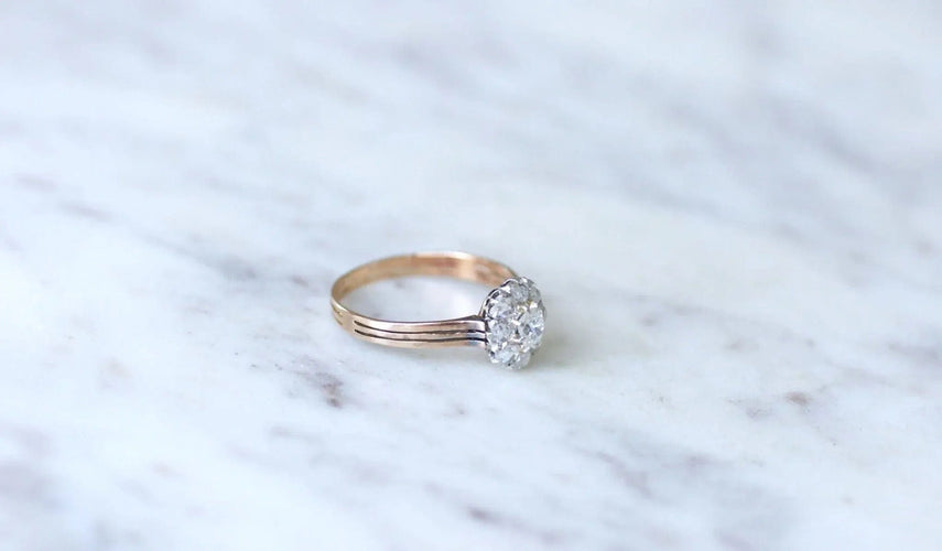Bague Bague marguerite ancienne diamants 58 Facettes