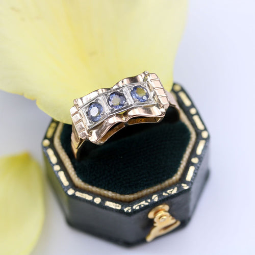 Bague 63 Bague ancienne rétro 3 saphirs 58 Facettes 17-337C