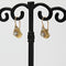 Boucles d'oreilles Dormeuses anciennes géométriques or jaune saphir blanc 58 Facettes 19-456J
