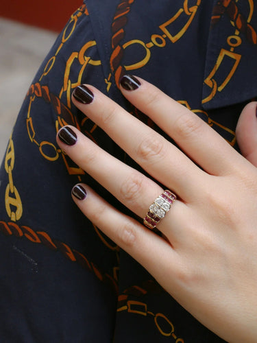 Bague Bague vintage rubis diamants 58 Facettes J38