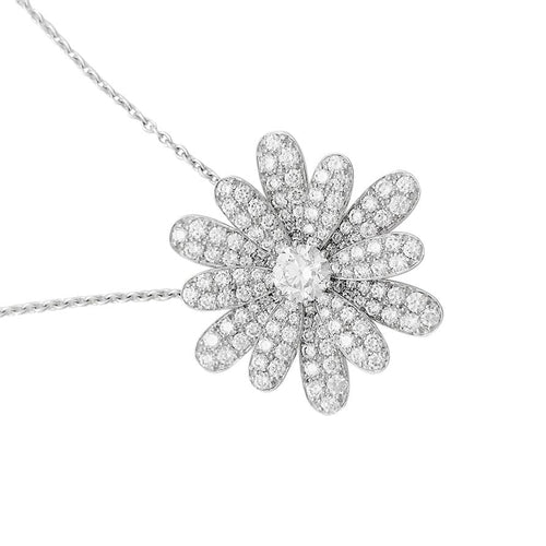 Pendentif Pendentif Poiray "Flower" en or blanc et diamants. 58 Facettes 31065