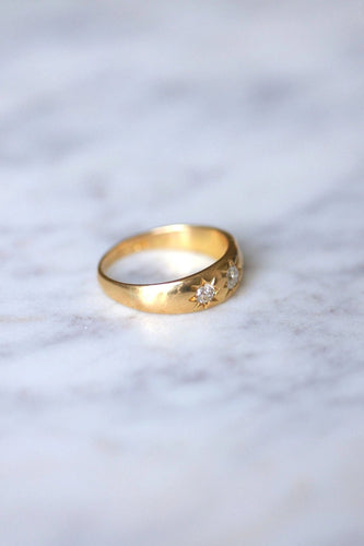 Bague jonc victorienne en or jaune 18Kt et trois diamants 58 Facettes