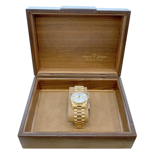 Montre Montre Rolex,"Day-Date", or jaune. 58 Facettes 31148