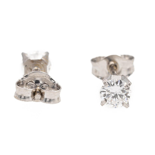 Boucles d'oreilles Boucles d'oreilles puces Or blanc Diamant 58 Facettes 2484501CN