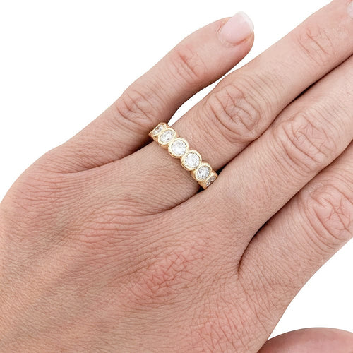 Bague 52 Alliance tour complet or jaune, diamants. 58 Facettes 31398