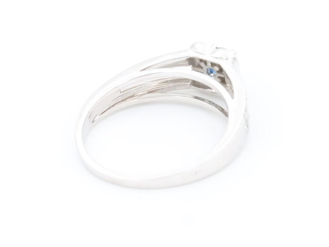 Bague 53 Mauboussin Bague Solitaire Chance of love Or blanc Saphir 58 Facettes 1655229CN