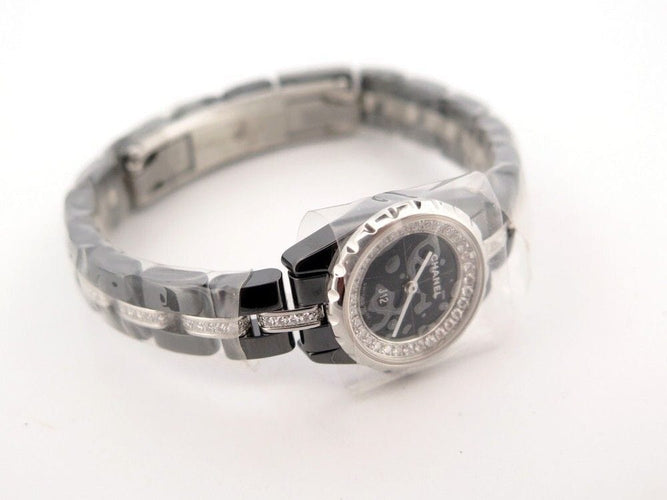 Montre montre CHANEL j12 xs ceramique diamants 1ct quartz 58 Facettes 255972