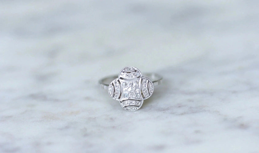 Bague Bague quadrilobée Art Deco diamants 58 Facettes