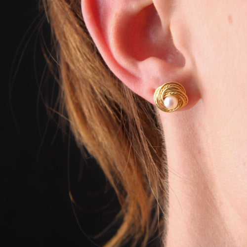Boucles d'oreilles Puces d'oreilles or jaune perles de culture 58 Facettes 19-071B