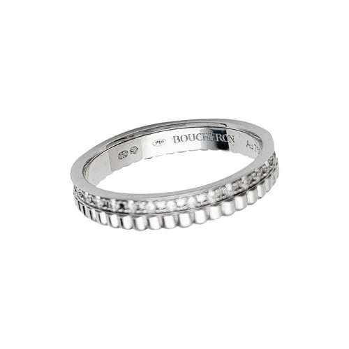 Bague Alliance Boucheron "Quatre Radiant Edition" or blanc et diamants. 58 Facettes 30734