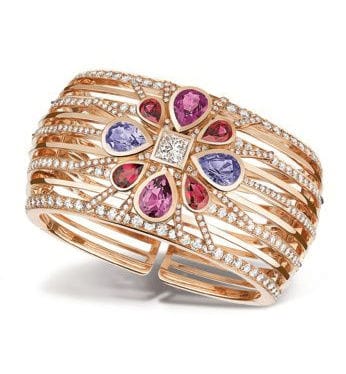 Bracelet Bracelet Manchette Chanel "San Marco" or rose, diamants et spinelles. 58 Facettes 31122