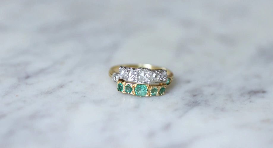 Bague Bague lignes diamants et émeraudes 58 Facettes