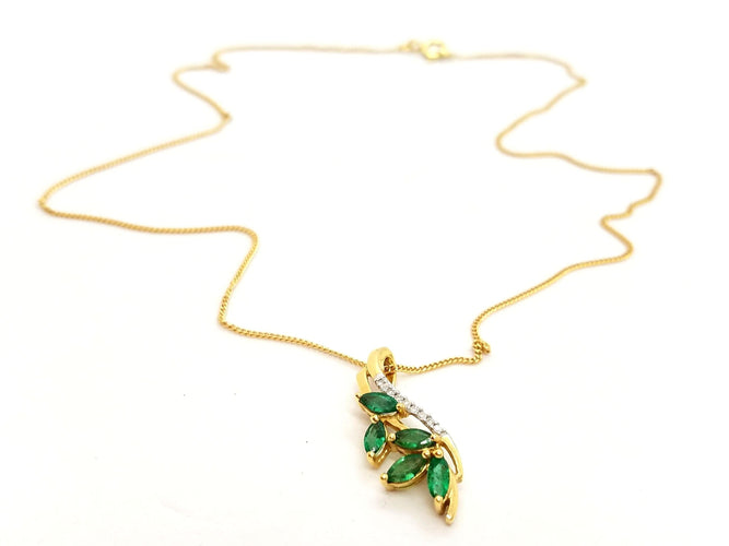 Collier Collier Chaîne + pendentif Or jaune Emeraude 58 Facettes 06591CD