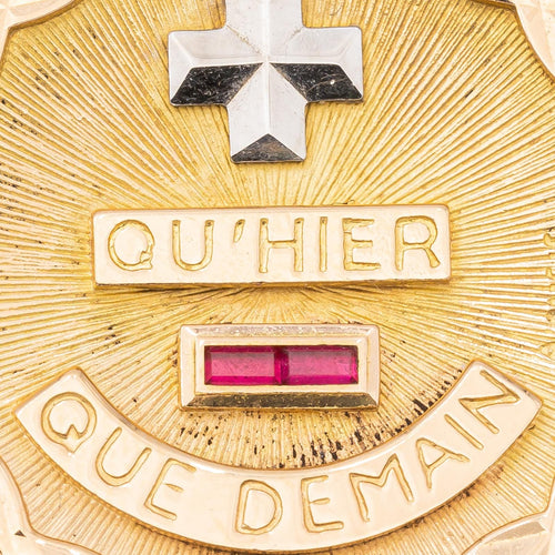 Pendentif Augis Pendentif Médaille Médaille d'amour Or jaune Rubis 58 Facettes 2360809CN