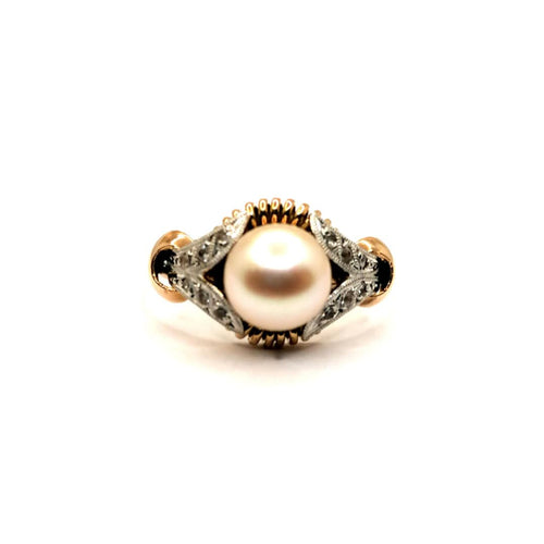 Bague 54 Bague vintage or jaune et perle de culture 58 Facettes 3635