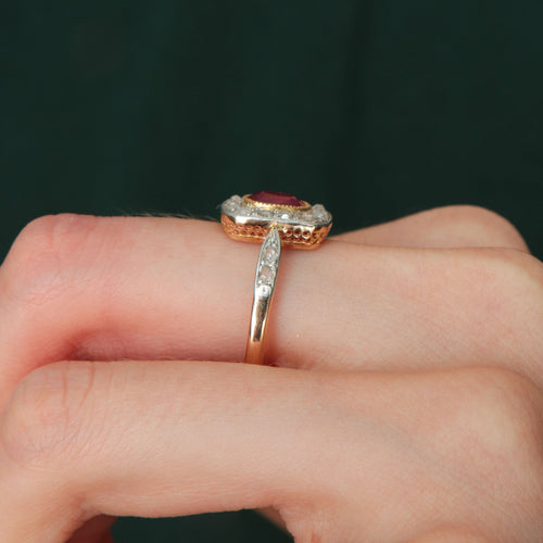 Bague 59.5 Bague Marguerite diamants et rubis 58 Facettes P5L3
