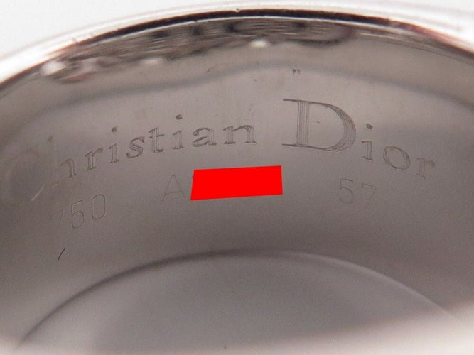 Bague 57 bague CHRISTIAN DIOR logo sertie de 50 diamants or blanc 18k 58 Facettes 253442