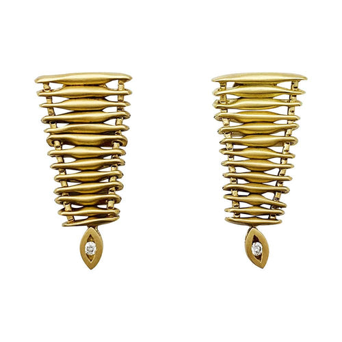 Boucles d'oreilles Boucles d'oreilles Stern "Filament" en or jaune et diamants. 58 Facettes 30828
