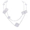Collier Sautoir Van Cleef & Arpels "Magic Alhambra" en or blanc, diamants. 58 Facettes 33559