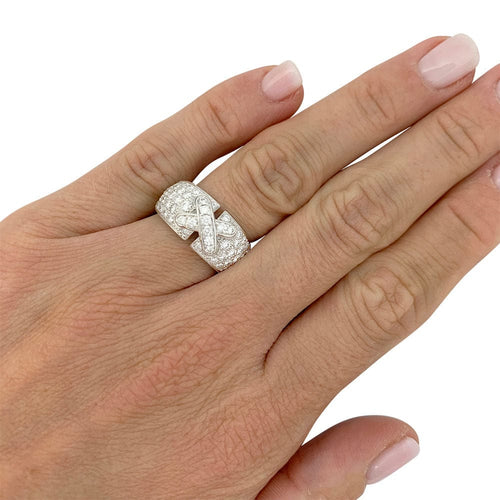 Bague 51 Bague Chaumet en or blanc modèle "Liens", diamants. 58 Facettes 31145