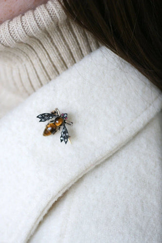 Broche Broche ancienne abeille oeil de tigre et diamants 58 Facettes