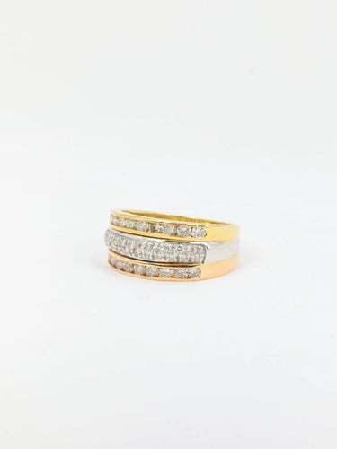 Bague Bague vintage trois ors et diamants 58 Facettes 707