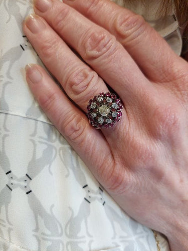 Bague 57 BAGUE OR BLANC RUBIS ET DIAMANTS 58 Facettes 018611