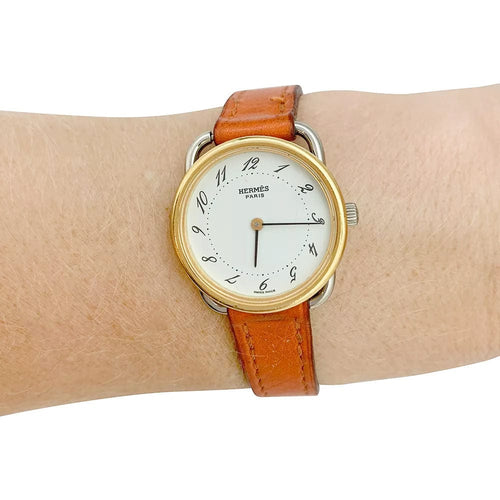 Montre Montre Hermès, "Arceau", plaqué or et acier sur cuir. 58 Facettes 31969