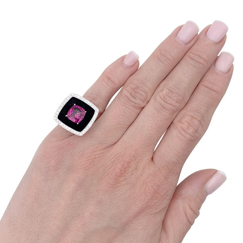 Bague 43 Bague Chanel, "Nuit Noire", or blanc, saphir rose, diamants, émail. 58 Facettes 32572