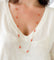 Collier Sautoir en or jaune et  boules de corail facettés 58 Facettes
