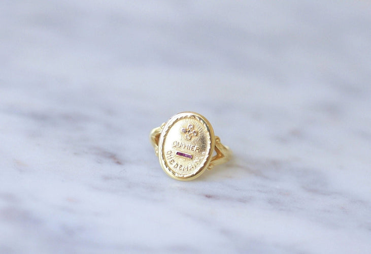 Bague Bague ancienne A.AUGIS 58 Facettes
