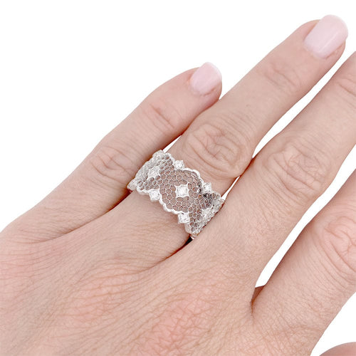 Bague 53 Bague Buccellati, "Tulle", or blanc, diamants. 58 Facettes 32701
