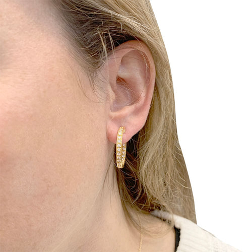 Boucles d'oreilles Créoles en or jaune et diamants. 58 Facettes 32410