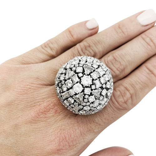 Bague 57 Bague de cocktail platine et diamants. 58 Facettes 30974