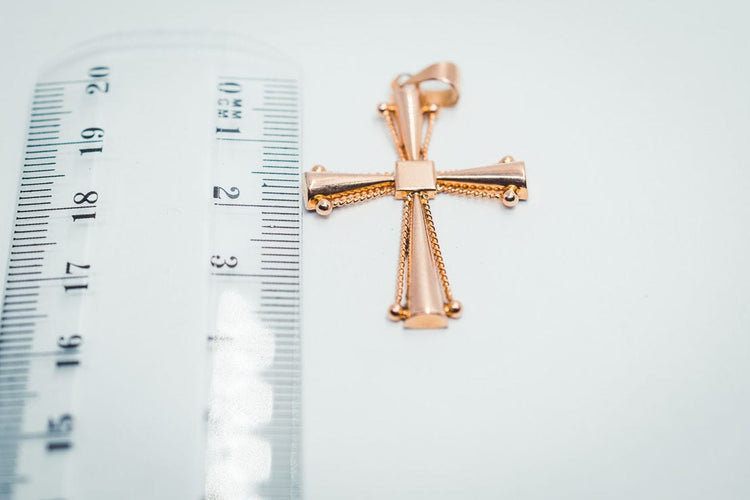 Pendentif Pendentif croix en or 58 Facettes