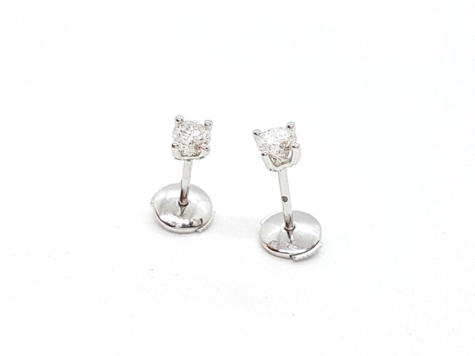 Boucles d'oreilles Boucles d'oreilles Puces Or blanc Diamant 58 Facettes 06426CD