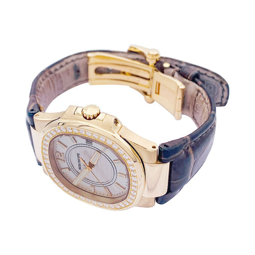 Montre Montre Patek Philippe, "Nautilus", or rose, diamants, cuir. 58 Facettes 32776