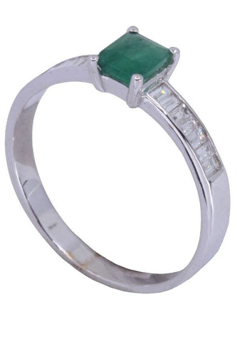 Bague 56 BAGUE ÉMERAUDE ET DIAMANTS 58 Facettes 074111